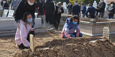 Depremde Ölen 1 Çocuk Annesi Kayseri’de Toprağa Verildi