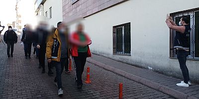 Kayseri'de 34 Kilo Sıvı Uyuşturucu Olayıyla İlgili 3 Şüpheli Tutuklandı