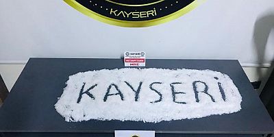 Kayseri’de Çekicide 2 Kilo Uyuşturucu Madde Çıktı