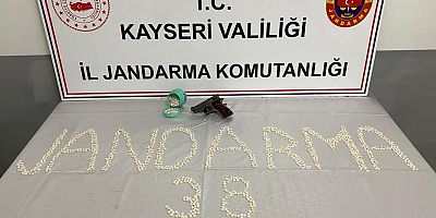 Kayseri’de Jandarmadan Uyuşturucu Madde Operasyonu: 2 Gözaltı