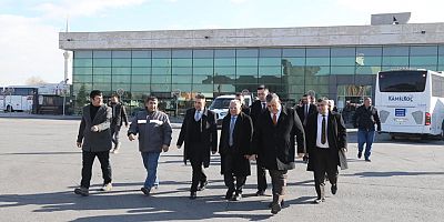Kazım Yücel Terminal Esnafını Ziyaret Etti, AKP’li Büyükkılıç Panik Yaptı