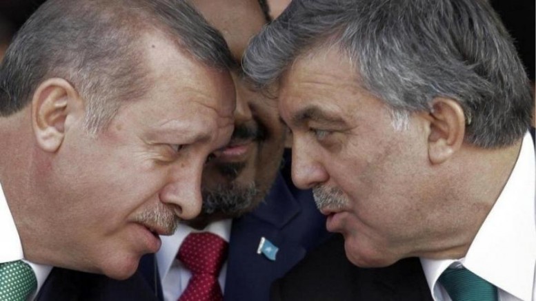 Abdullah Gül'den Erdoğan'a 'Tebrik' Telefonu