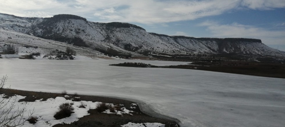 Akköy Barajı Buz Tuttu