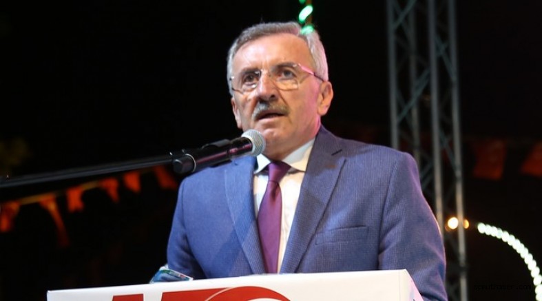 AKP’li Belediye Başkanı, Bakan’a Kızıp Toplantıyı Terk Etti!