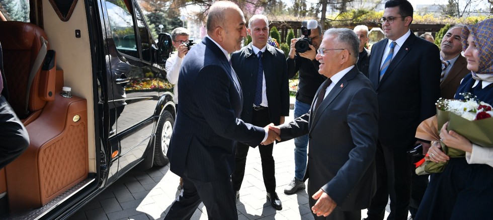 Çavuşoğlu’ndan Başkan Büyükkılıç’a Ziyaret