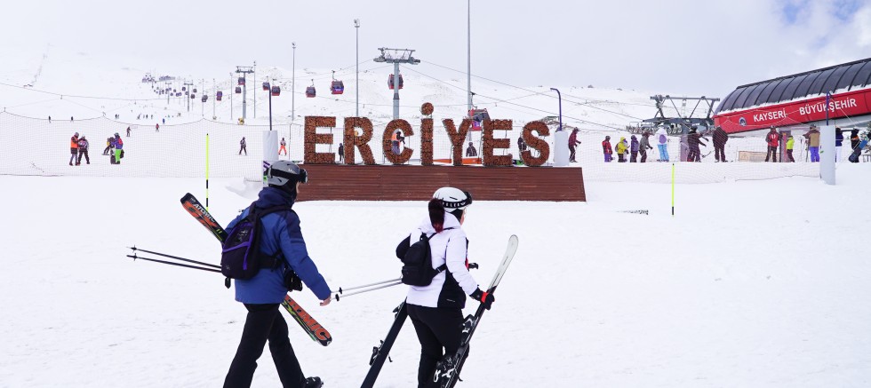 Dünya Markası Erciyes’te Baharda Kayak Heyecanı