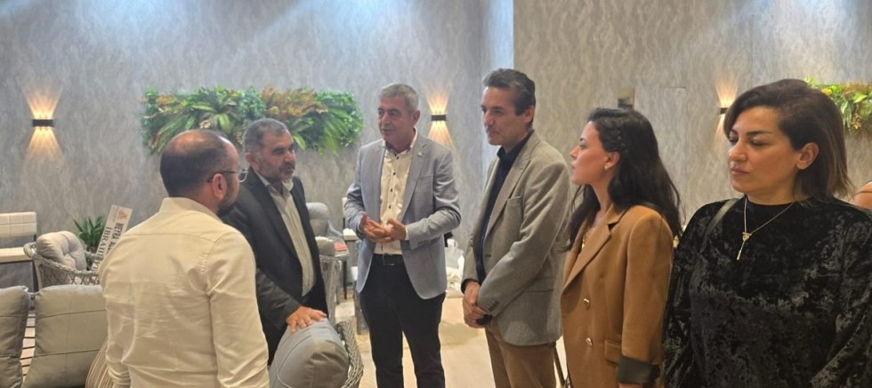 İYİ Parti’den Anadolu Mobilya Fuarı’na Ziyaret
