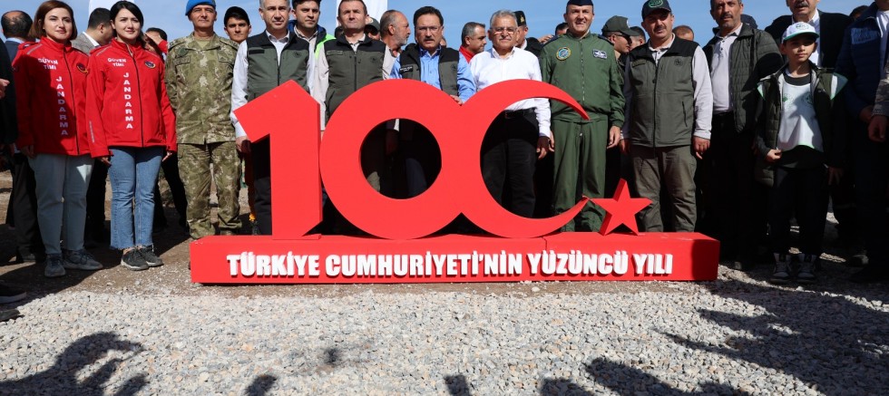 Kayseri’de 100’üncü Yıl Cumhuriyet Ormanı Fidan Dikme Programı Yapıldı