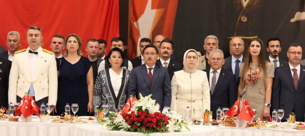 Kayseri’de 30 Ağustos Zafer Bayramı Resepsiyonu Gerçekleştirildi