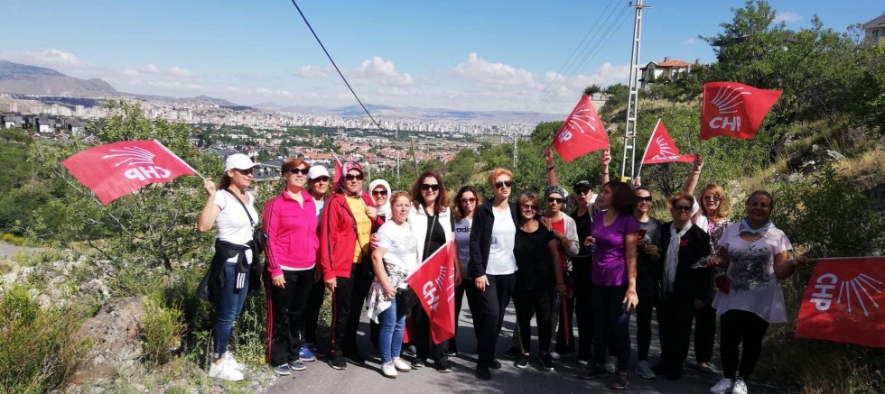 Kayseri’de CHP’li Kadınlar Sabah Yürüyüşünde Buluştu