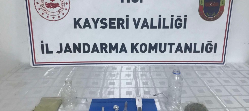 Kayseri’de Jandarmadan Uyuşturucu Operasyonu: 4 Gözaltı