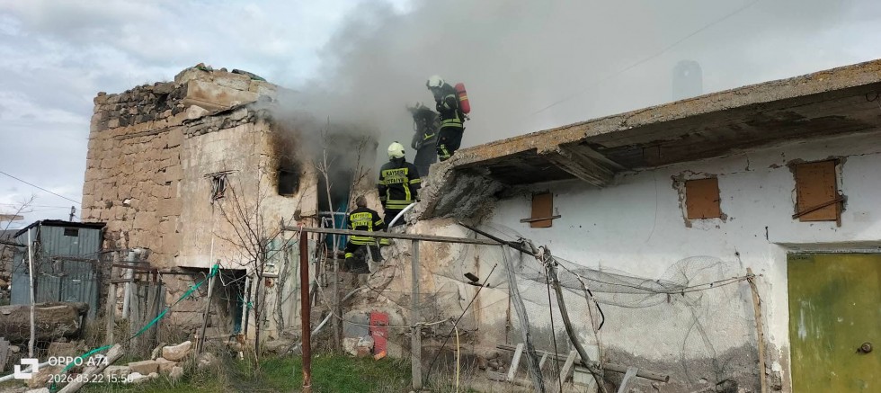 Kayseri'de Müstakil Evde Yangın