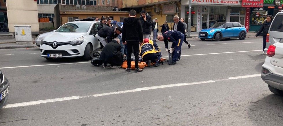 Kayseri’de Otomobil ve Motosiklet Çarpıştı: 1 Yaralı