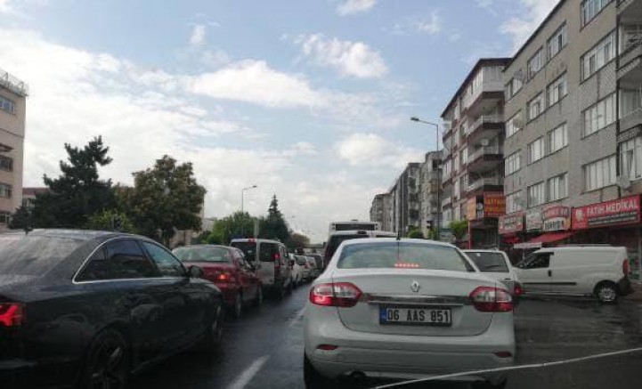 Kayseri'de Trafik Kilitlendi