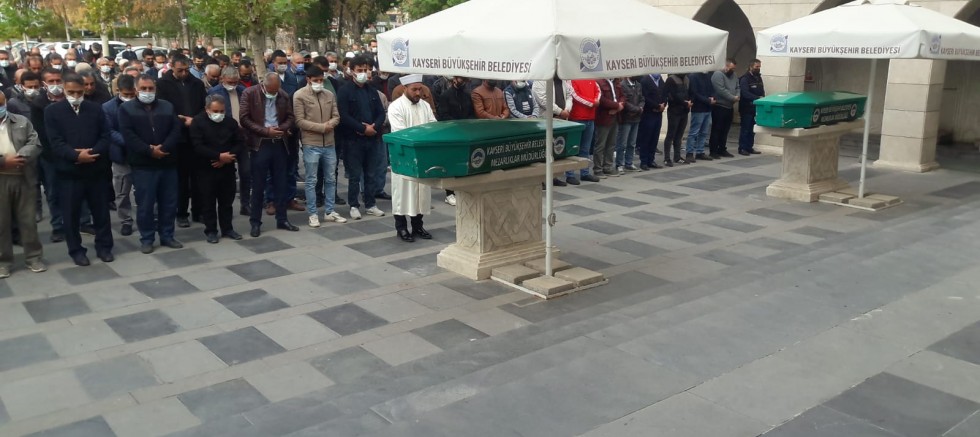 Kayseri’deki Tarla Kavgasında Hayatını Kaybeden 2 Kardeş Toprağa Verildi