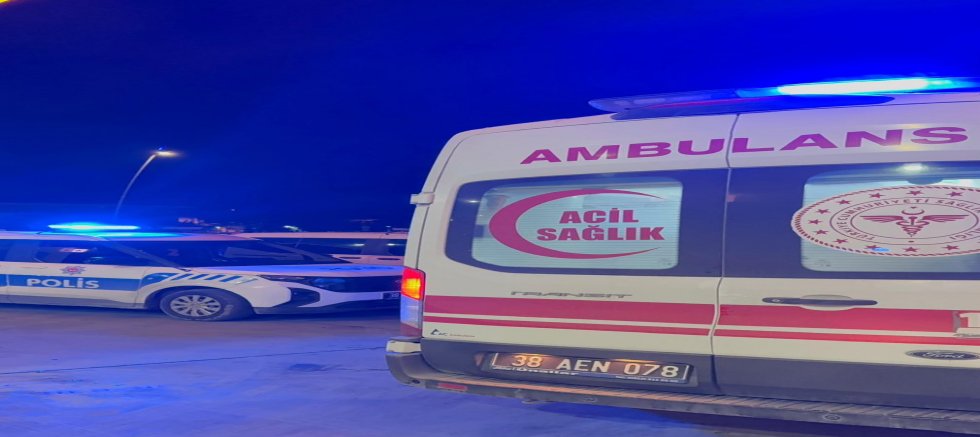 Akaryakıt İstasyonunda Bıçaklı Kavga: 1 Ölü, 2 Yaralı