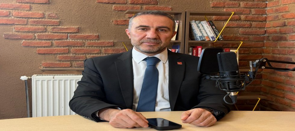 Başkan Altun: Yolda Düştüğünüz Çukurla Değil Ekonomik, Sosyolojik Olarak Çekilmek İstediğiniz Çukuru Kapatmak İçin Uğraşıyoruz