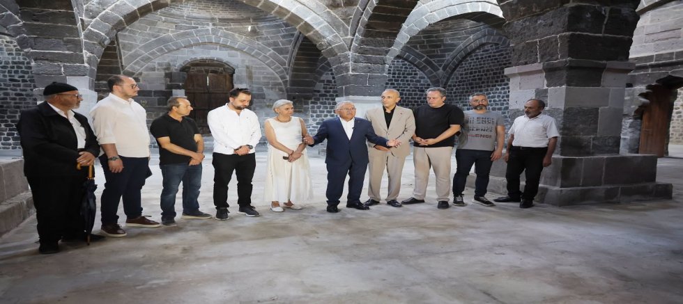 Başkan Büyükkılıç’tan 5 Asırlık Bedestende İnceleme
