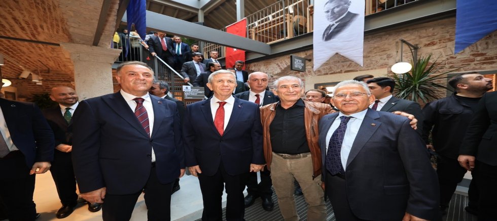 Büyükkılıç, İstanbul'da Şehir Araştırmaları Merkezi Açılışına Katıldı
