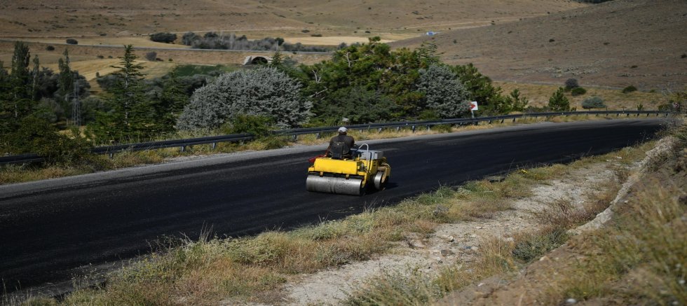 Büyükşehir’den Kırsal Mahallelerdeki Şenlik Alanlarına Ulaşım Desteği