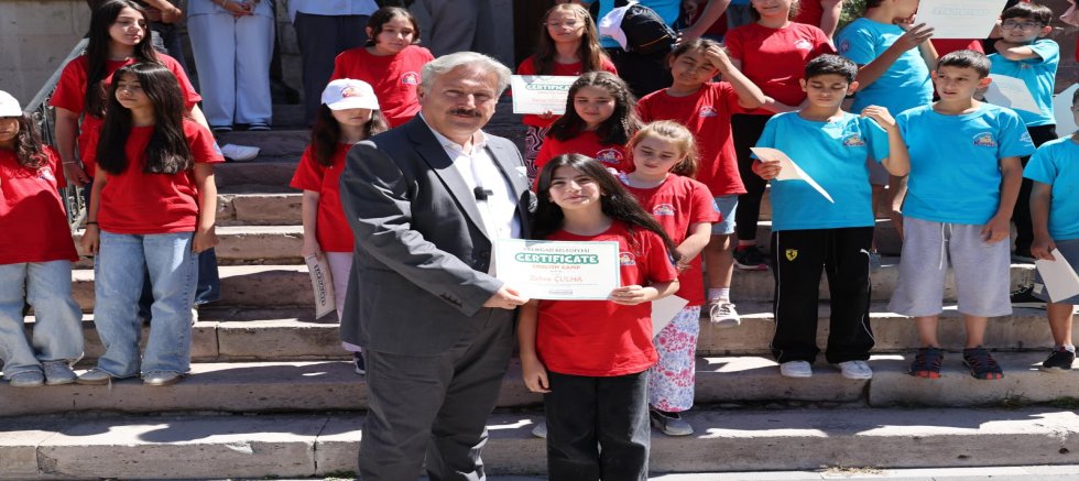 Çocuklar Melikgazi’nin İngilizce Kampında Hem Öğrendi Hem Eğlendi