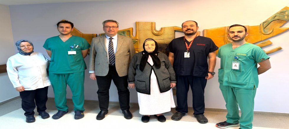 ERÜ Hastaneleri’nde 3.7 Kilogramlık Dev Tümör Başarıyla Çıkarıldı