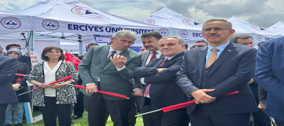 Evim Kampüs’26 Sıfır Atık Festivali Erciyes Üniversitesi’nde Başladı