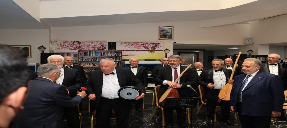 Huzurevi’ni Ziyaret Eden Başkan Büyükkılıç; Sizler Bizim Dua Kaynaklarımızsınız
