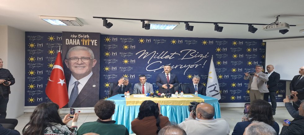 İYİ Partili Vekil Türkoğlu; Ankara'dan Kayseri Görülmüyor