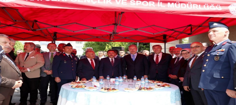 Kayseri’de Toplu Bayramlaşma Töreni Düzenlendi