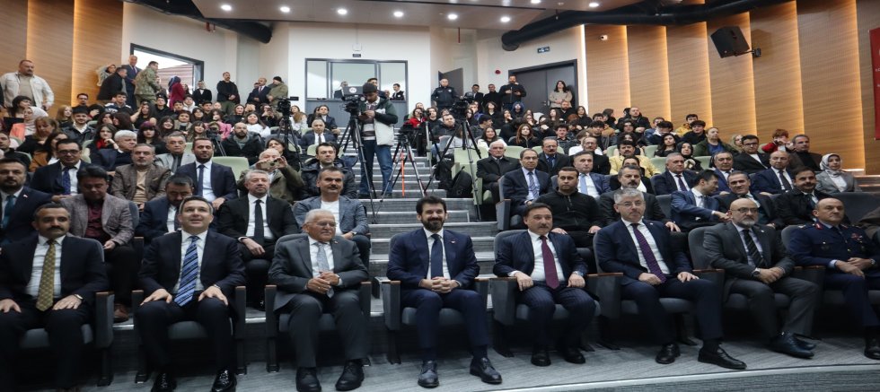 Kütüphanelerimiz Yarının Güçlü Türkiye'sini İnşa Edecek