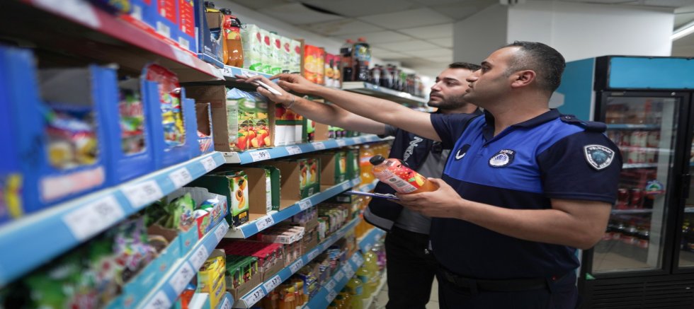 Melikgazi'de Zabıtadan Marketlere Denetim