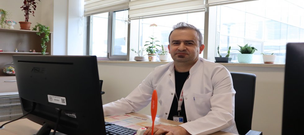 Nöroloji Uzmanı Dr. Sönmez: Parkinson Hastalığı Bir Son Değil, Hayatın Yeni Ritmine Uyum Sağlama Sürecidir