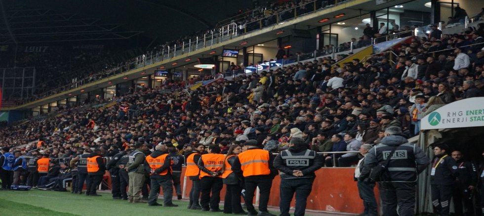 PFDK’dan Kayserispor’a Fenerbahçe Maçı Sonrası Ceza Geldi