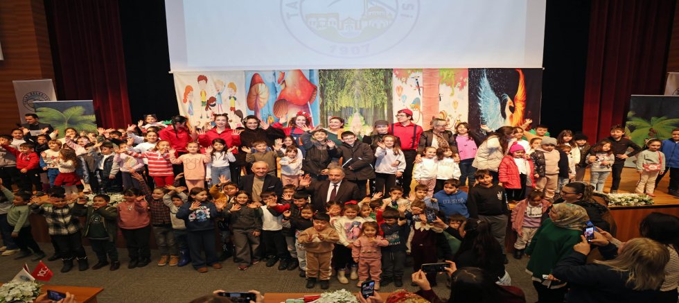 Talas'ta Çocuklar Karne Hediyesi İle Eğlendi