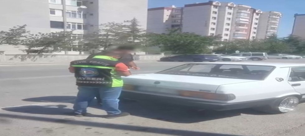 Trafikte En Fazla Ceza “Cep Telefonu” Maddesinden Uygulandı