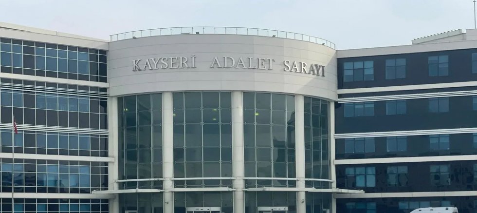 Uyuşturucu Ticaretiyle Yargılanan Sanık 15 Yıl Hapis Cezasına Çarptırıldı