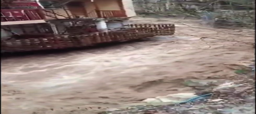 Yahyalı’da Sağanak Yağış Sele Neden Oldu