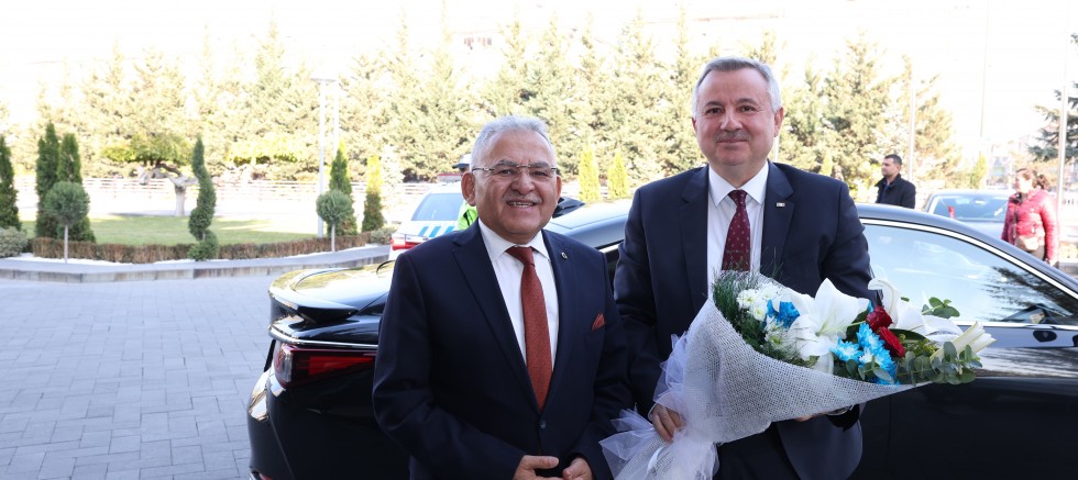 Moldova Ankara Büyükelçisi’nden Başkan Büyükkılıç’a Ziyaret