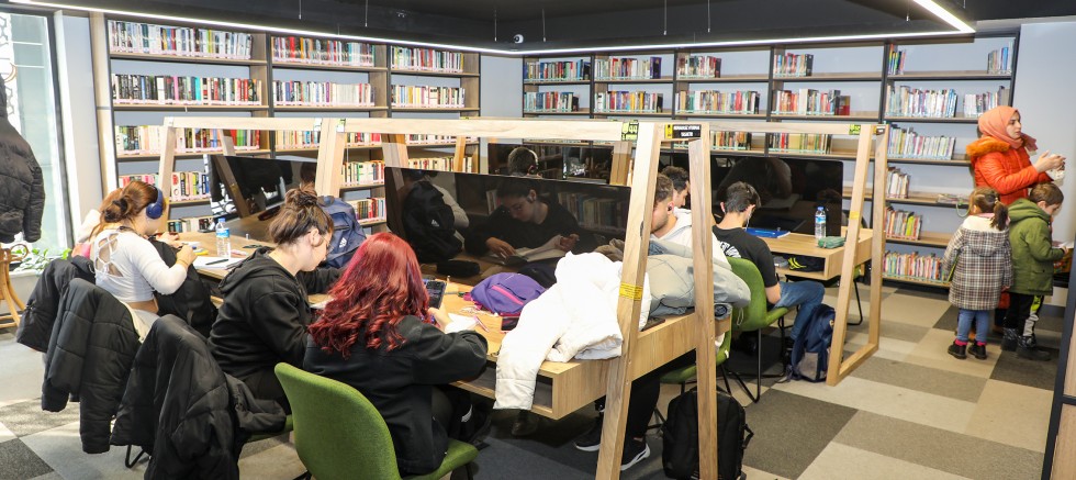 Öğrencinin Çalışma Adresi Yarıyılda da Talas Kütüphaneleri