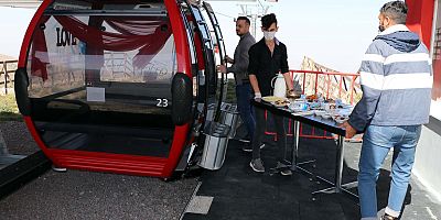 2 Bin 495 Metre Uzunluğundaki Teleferikte Kahvaltı