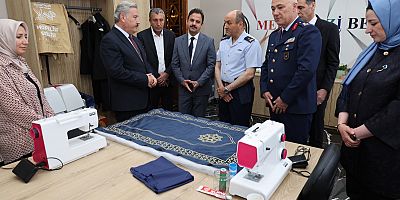 2. Hava Bakım Fabrika Müdürlüğü 100. Yıl Resim Sergisi Sanat Melikgazi’de Açıldı