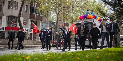 23 Nisan Korteji Halkın Ayağına Gitti