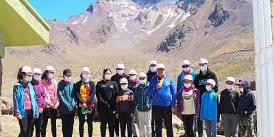 26'ncı Erciyes Zirve Tırmanışı Başarıyla Tamamlandı 