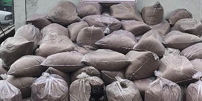 3 Ton 450 Kilo Kaçak Tütün Ele Geçirildi