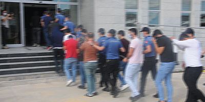 30 İlde 'FETÖ'nün Sınavlara Hazırlık Evleri' Operasyonu: 35 Gözaltı