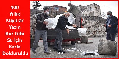400 Yıllık Kuyular Yazın Buz Gibi Su İçin Karla Dolduruldu