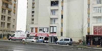 46 Yaşındaki Kadın Balkondan Düştü