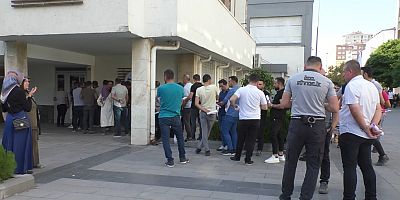 69 Personel Alımı İçin Uzun Kuyruk