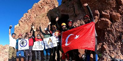 9 Kişilik Ekip Erciyes’e Tırmandı